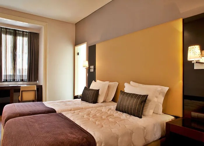 トゥリン レスタウラドーレス ホテル