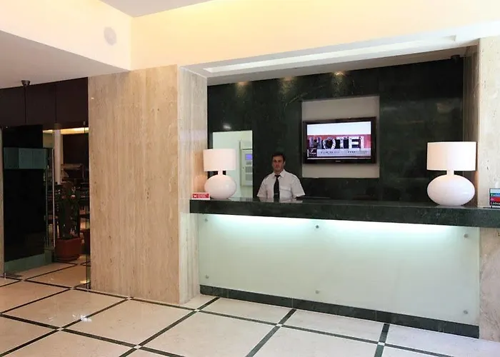 トゥリン レスタウラドーレス